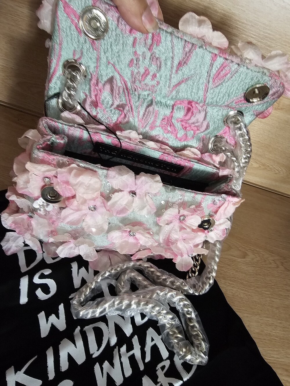 Kurt Geiger Mini Kensington Flower Bag. - Picture 9 of 12